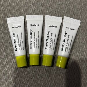 Dr. Jart+ Mineral Sunscreen SPF 50+ Mini Set – 4 × 5 ml (20 ml total) – New